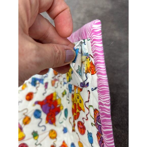 Hand-Sewn Quilt Wall Hanging Block Red Pink CAT Applique - Picture 5 of 7